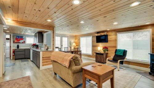 Charming Happy Valley Home 13 Mi to Portland! - Foto 3