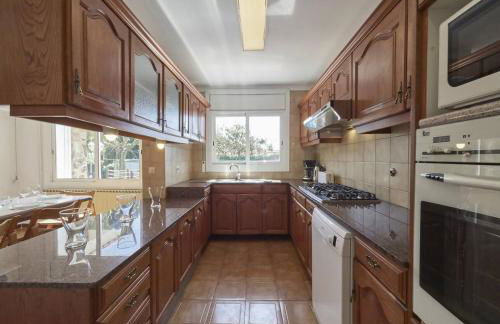 Villa Julia | 14pax. 5' sea & train - Foto 7