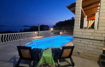 Apartments SUHO Komiza - Photo 21