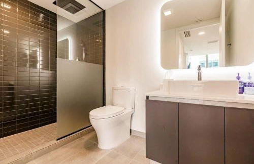 Exclusive Condo w Beautiful City Views and Full Amenities! - Foto 41