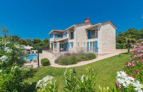 Villa Sterpazzi near Poreč with heated private pool, sea view, jacuzzi and sauna - Foto 3