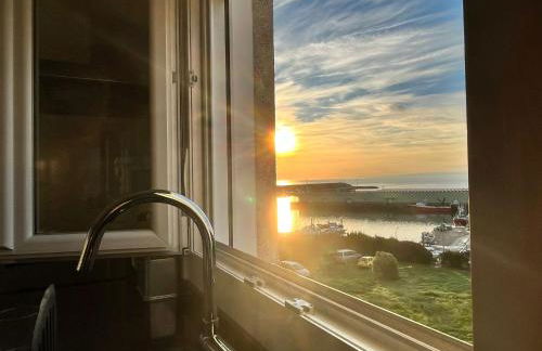 Piso en el puerto con vistas al Mar+Wifi+ SmartTv - Foto 2