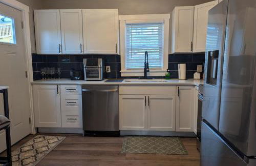 Meet Virginia less than 1 mile from casino and downtown - Photo 8