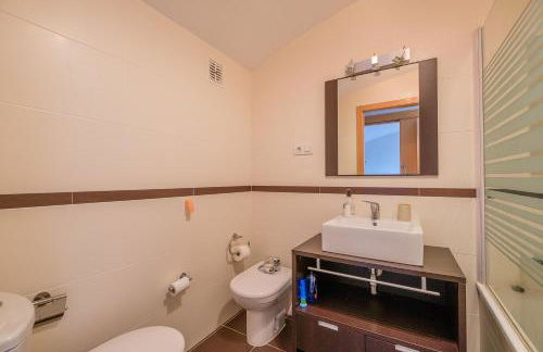 Ático-dúplex geniales vistas al mar - Foto 13