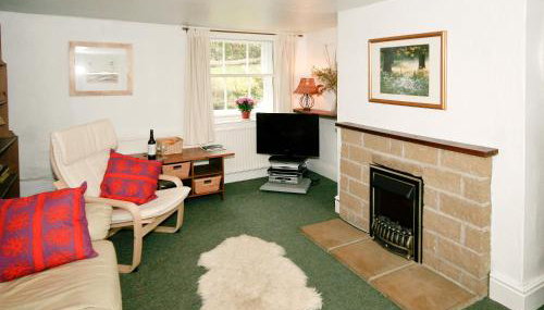 Drum And Monkey Cottage - Photo 3