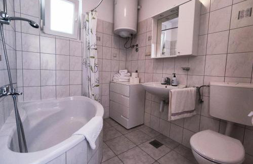 Apartmani Josipa Rab - Foto 25