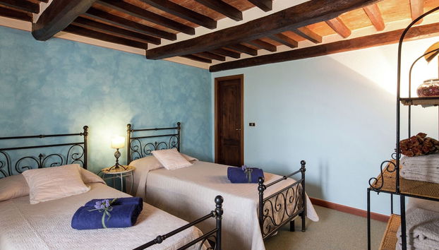 Villa in Cortona With Pool & Hill Views - Foto 2, Habitación