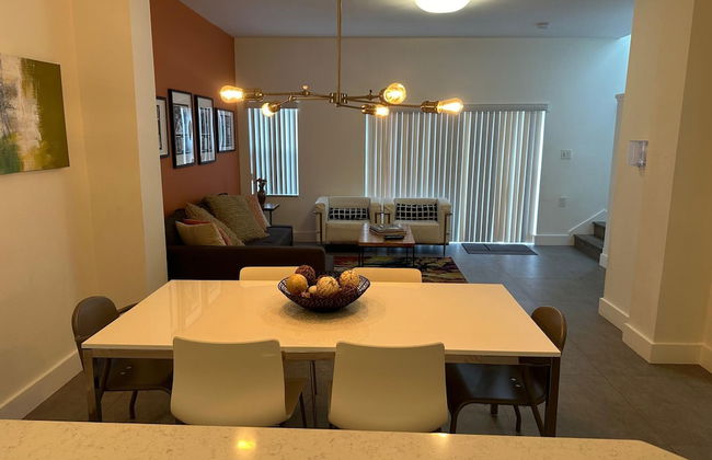 139 Stunning 3BD Home Inside Disney Area - Foto 68