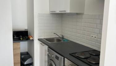 Nice 2P quiet, tram, convenient - Foto 5