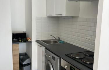 Nice 2P quiet, tram, convenient - Foto 5