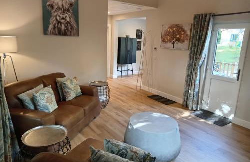 Breckland Lodge 1 with Hot Tub - Foto 13