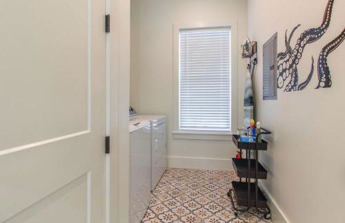 Doin' Grayt-LUXE beach cottage-Easy beach access, pool, bikes! - Foto 41