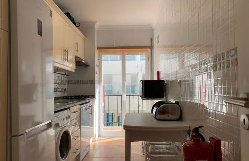 Monte Gordo Beach Flat with Balcony - Foto 3