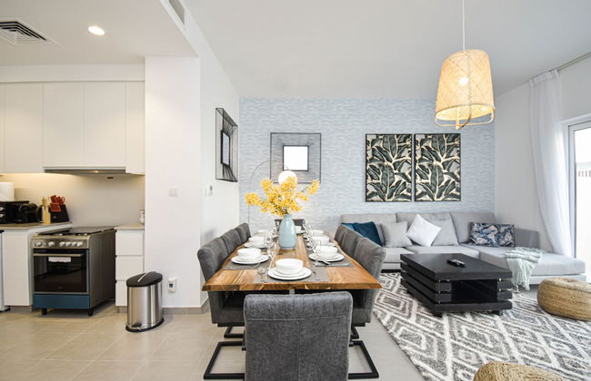 Elegant 3 BR Dubai South - Photo 43