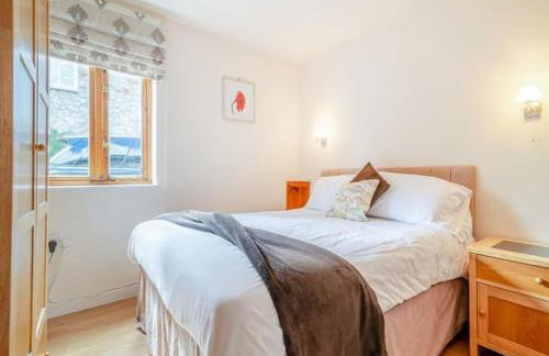 The Burcott Inn Cottages - Photo 8