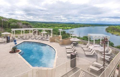 Thoughtful 1BD condo with resort amenities on banks of Lake Marble Falls - Photo 18