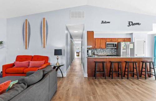 Heated Pool & Spa, 4min Walk To Beach - Zula Beach - Foto 7