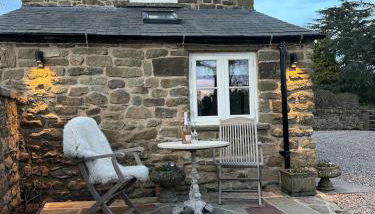 Cedar Cottage newly renovated cottage - Foto 4