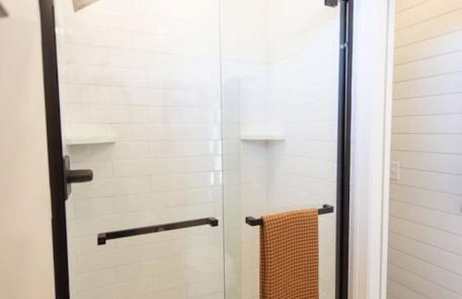 New Longhorn Stunning Container Home-in Alpine - Foto 17