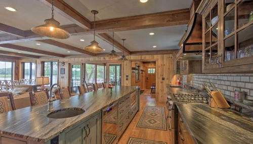 Waterfront Star Lake Cabin, Boat Dock On-Site - Foto 5