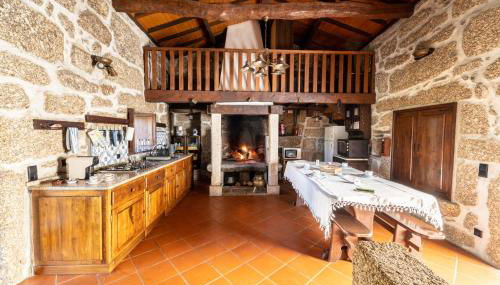 Casa do Souto Vieira do Minho - Casa Rural com piscina by House and People - Foto 3