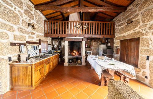 Casa do Souto Vieira do Minho - Casa Rural com piscina by House and People - Foto 3