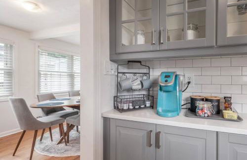 Heated Pool Oasis | Hilltop Hideaway Getaway - Foto 12