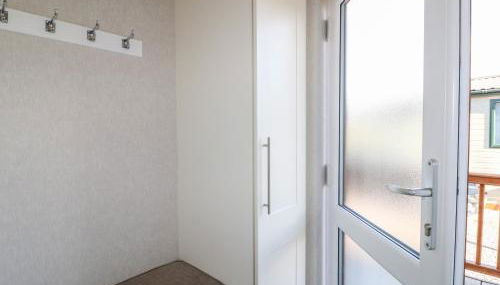 Stones Throw - Photo 5