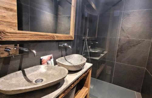 Chalet 5* aux Gets: Luxe, jacuzzi, sauna, chiens admis - FR-1-598-19 - Foto 12