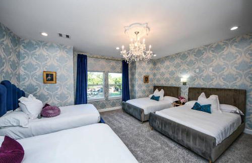 BrandNew! Secret Garden HTX |5BR w/GameRoom+HotTub - Foto 49