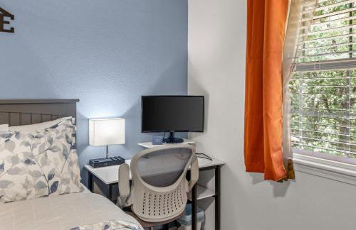 Back-40 Retreat with Hot Tub & Bike Garage - Photo 33