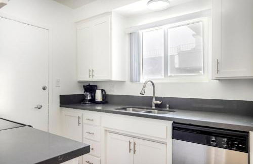 Blueground Westwood balcony nr UCLA LAX-1397 - Foto 6