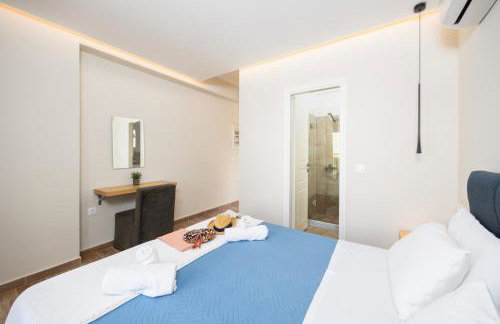 Villa Eleni Agios Stephanos - Photo 17