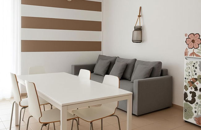 Alondras Park - Sleeps 2 - Parking - Pool - Foto 10