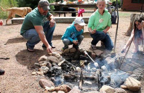 Historic Reunion, Wedding, and Event Space Rental in Central Wisconsin - Foto 2