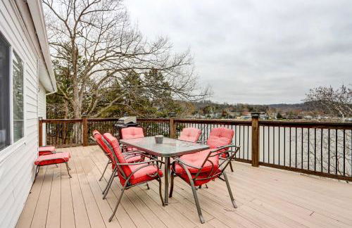 Lakefront Vacation Rental with Dock and Views! - Foto 24