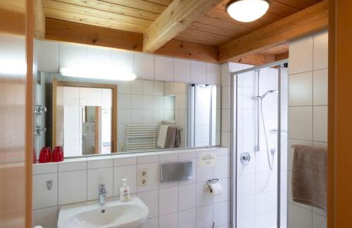 Apartment Bad Schachen - gemütlicher Rückzugsort beim Lindenhofpark - Foto 10