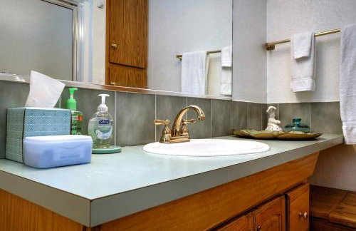 Wonderful A frame Nestled Amidst Trees in Otter Rock, Oregon - Foto 37