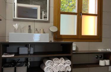 Silver Juglans Holiday Home - Photo 9