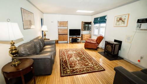 Spacious Home In A Quiet Neighborhood - Foto 5