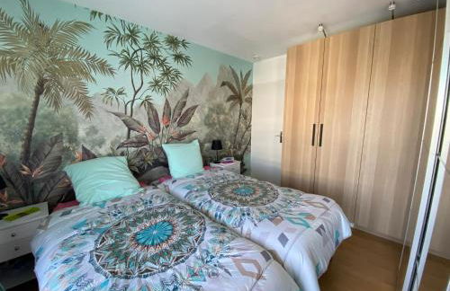 Le Mun,3 étoiles-T2-60m2-balcon-parking-wifi-linge-produits-face à la gerdarmerie-vue cathedrale - Foto 15