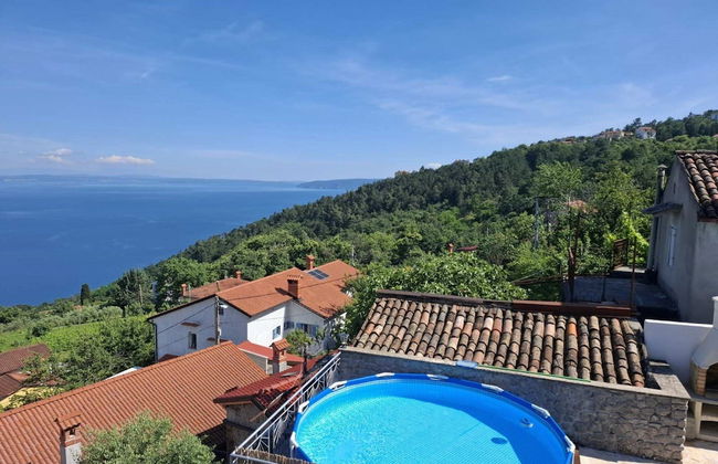 Cozy Lovran Apartment With Private Pool and Sea View - Foto 17