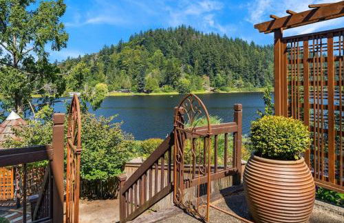 European White Castle on Lake Desire Private Dock - Foto 41