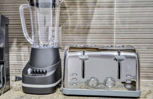 Apartment Kingbed+Parking+Pool+Gym+CityView+2TV's - Foto 36