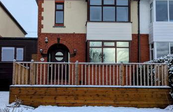 Spacious 4 Bedroom Home - Foto 18