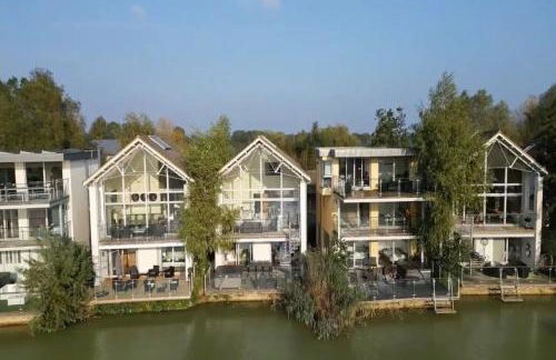 Howells Mere 26, Swans Down - P - Photo 22