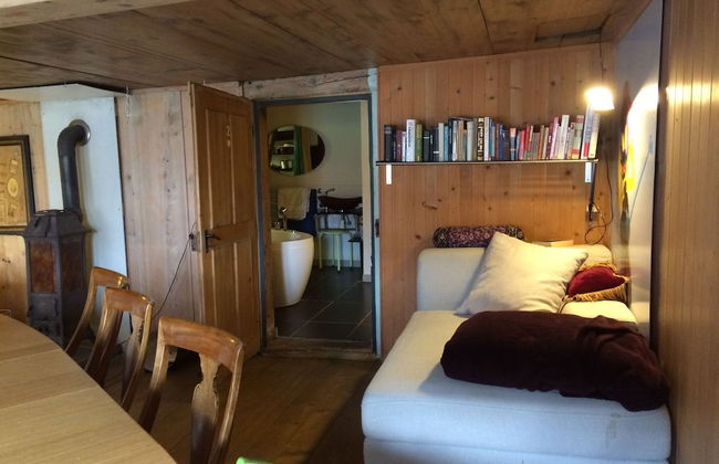 400 Year Old Swiss Chalet - Foto 10