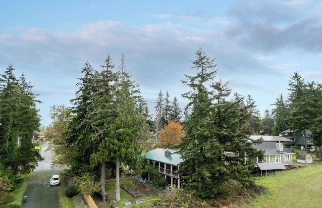 Windswept by Avantstay Water Views, Covered Deck, Walk to the Beach - Photo 50