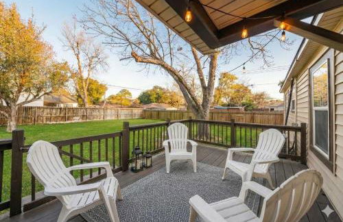 3 bedroom 1 bath WiFi Large back yard with BBQ pit - Foto 2