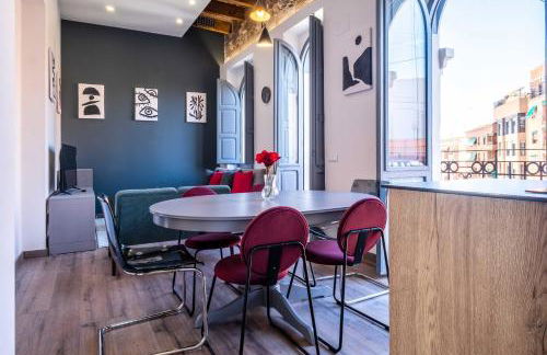 Spacious Penthouse with Massive Terrace - Photo 13